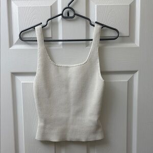 Aritzia Babaton Sculpt ribbed white Tank Top